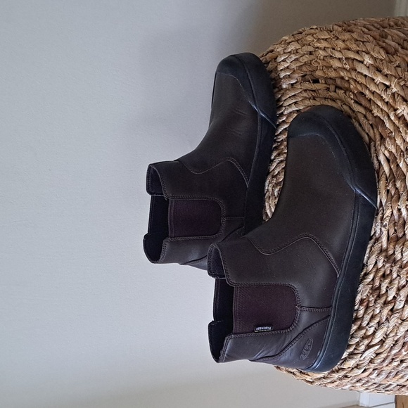 Keen‎ Womens Elena Chelsea Waterproof Brown Leather Pull On Ankle Boots S-7.5 - Picture 1 of 9